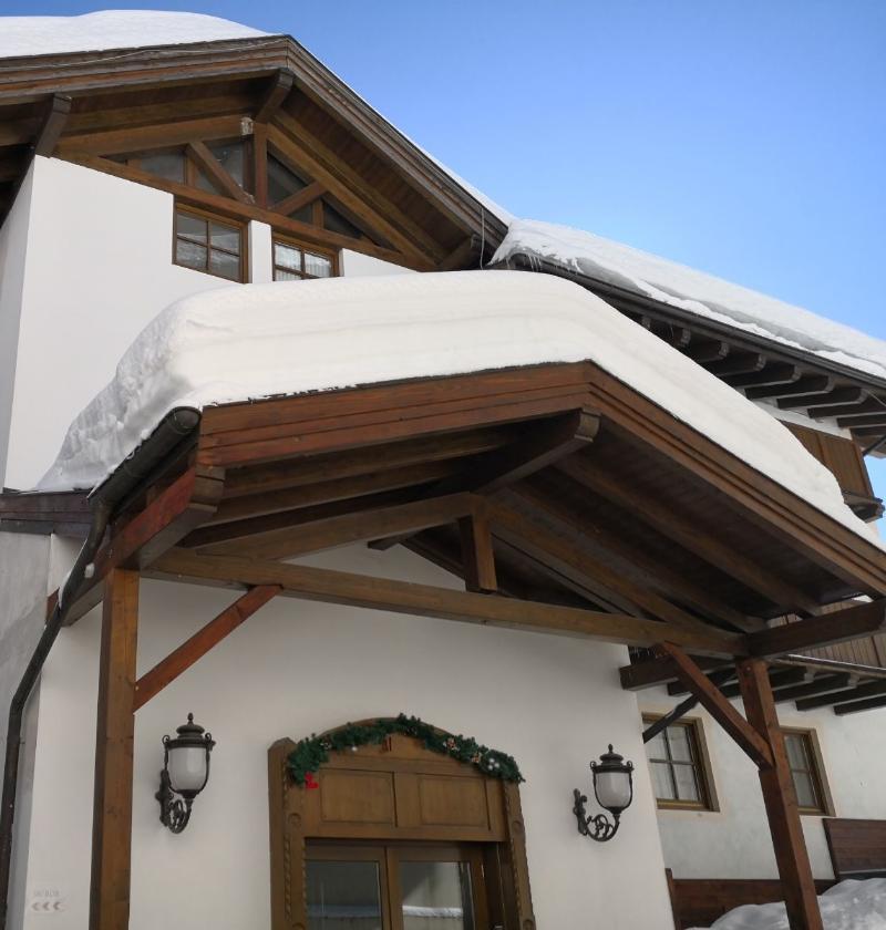 Hotel Perla Мадона ди Кампильо Екстериор снимка